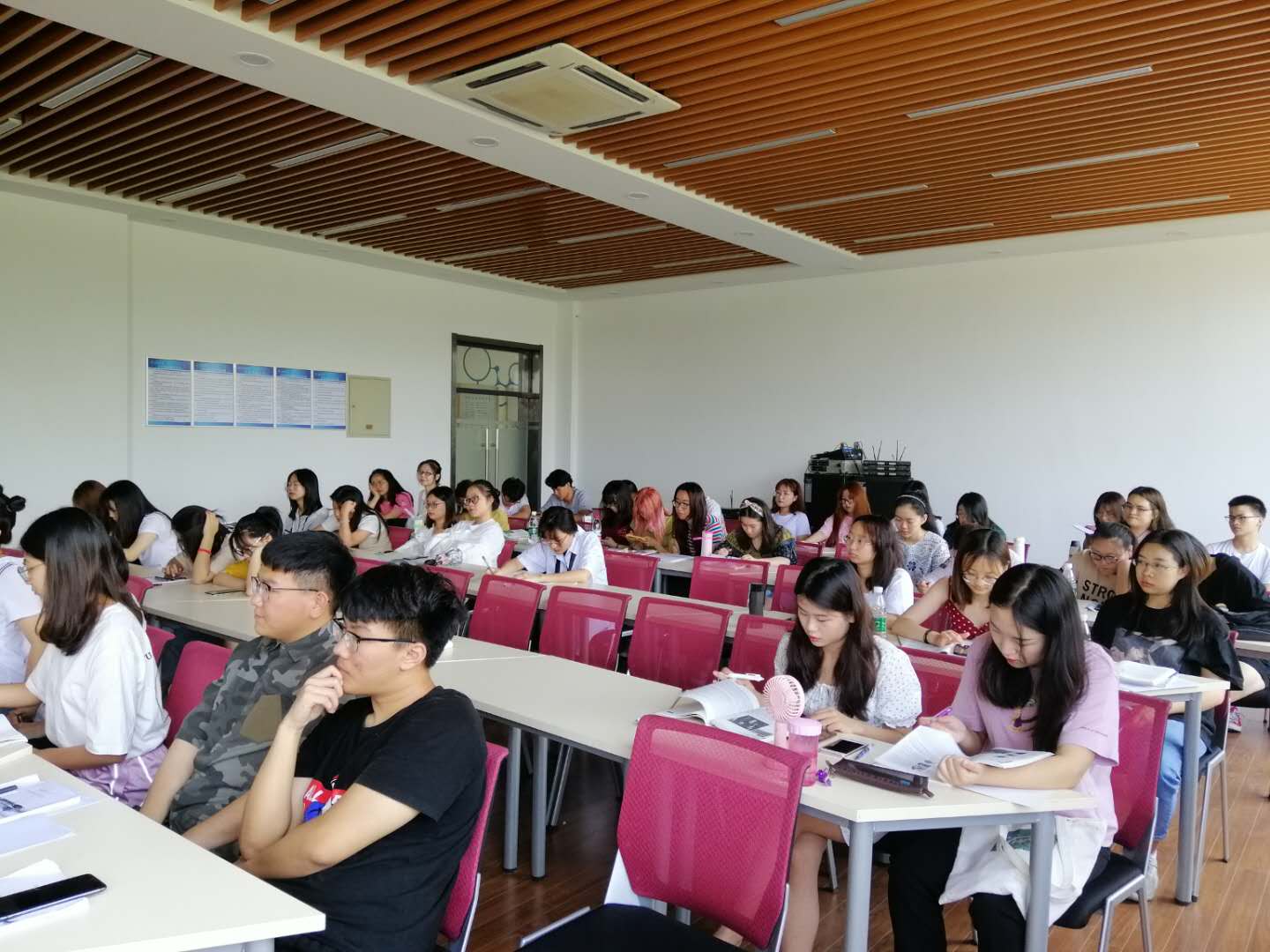 微信图片_20190702150231.jpg